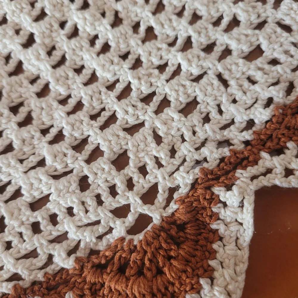 Vintage Crochet Doily 25' White Brown Border Pinnapple Pattern Granny Chic Retro
